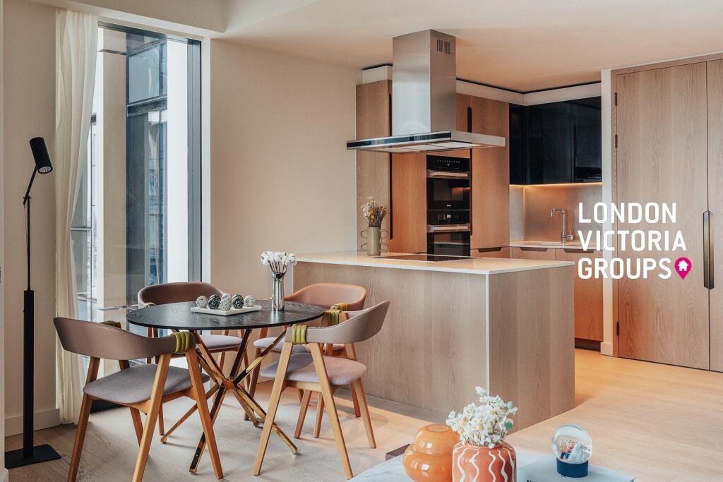 3 bed property in River Park Tower, 1 Nine Elms Lane, London